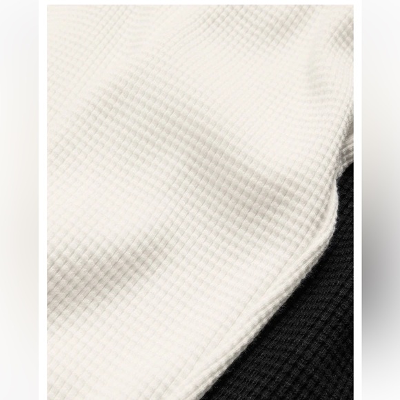 Alo Yoga Waffle Weekend Escape Mock Neck Long Sleeve Ivory M - Picture 6 of 6